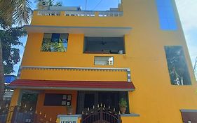 Le Escape Homey Inn